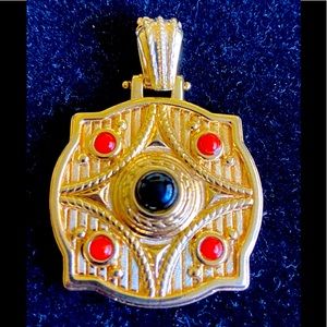 14K Yellow Gold Pendant with Stones Large Bevel